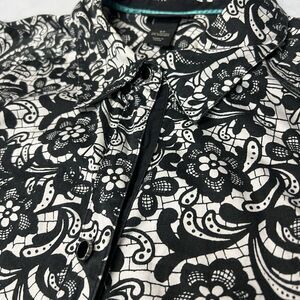 Lane Bryant Blouse Plus Size 20 Cotton Spandex Black‎ White Rhinestone Button Up